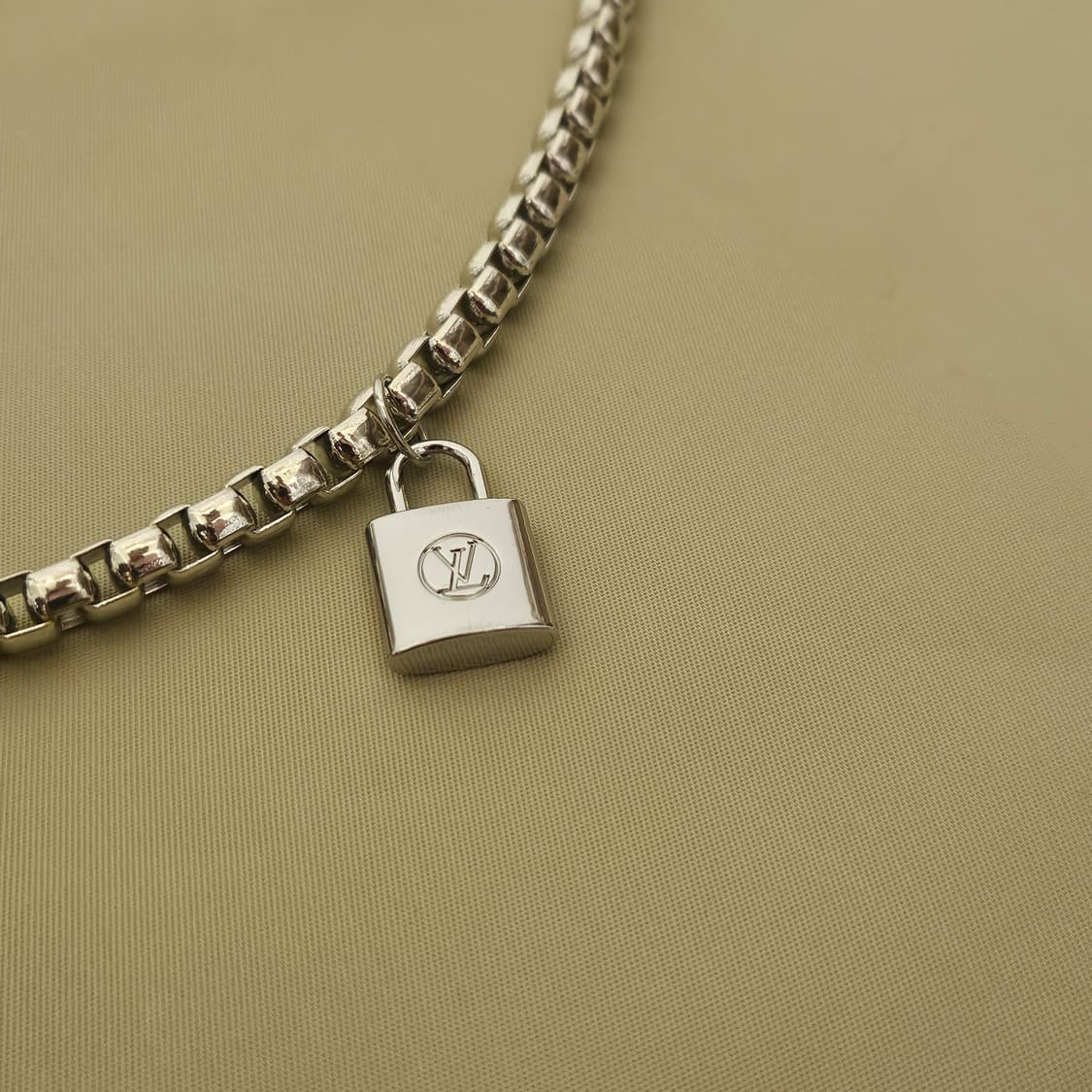 루이비통 빈티지 업사이클링 키링 벨트체인  상품이미지2