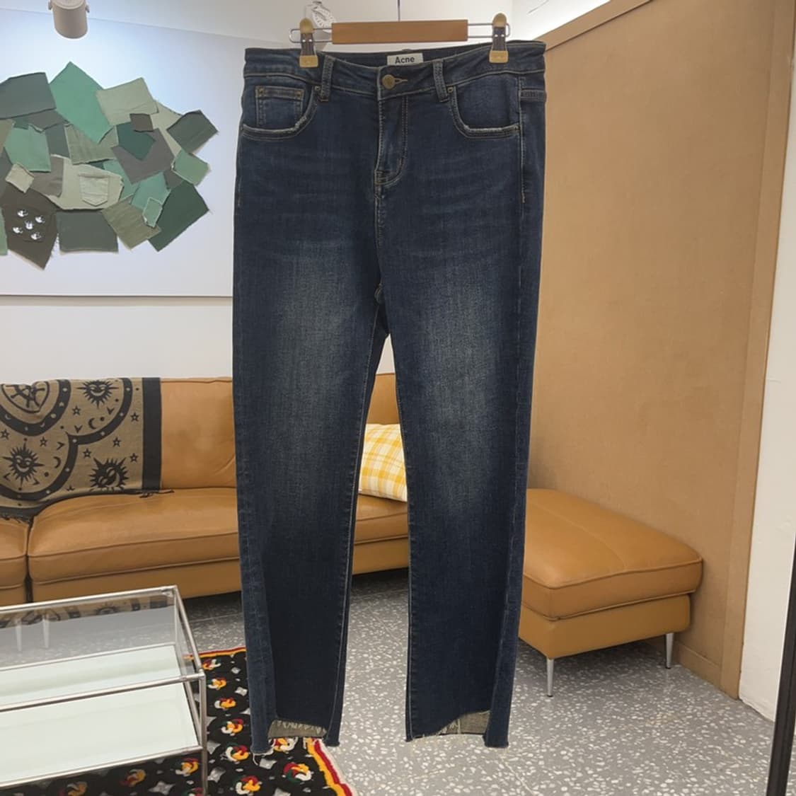 아크네스튜디오 그런지룩 컷팅 스판 데님팬츠 30인치 C07632 상품이미지3