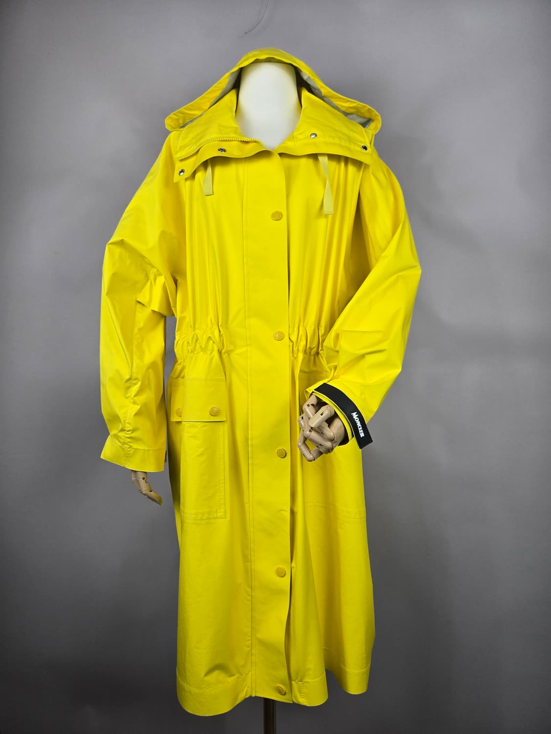 ​브랜드: 몽클레르 (Moncler)
​모델명: 사핀 (Sapin Giu 상품이미지1