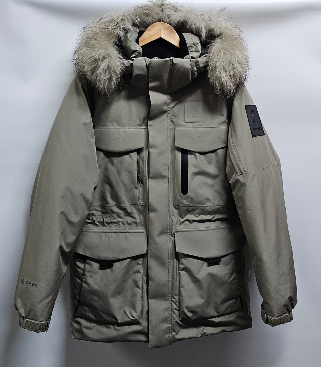 블랙야크 엣지 고어텍스 구스패딩 90 상품이미지1