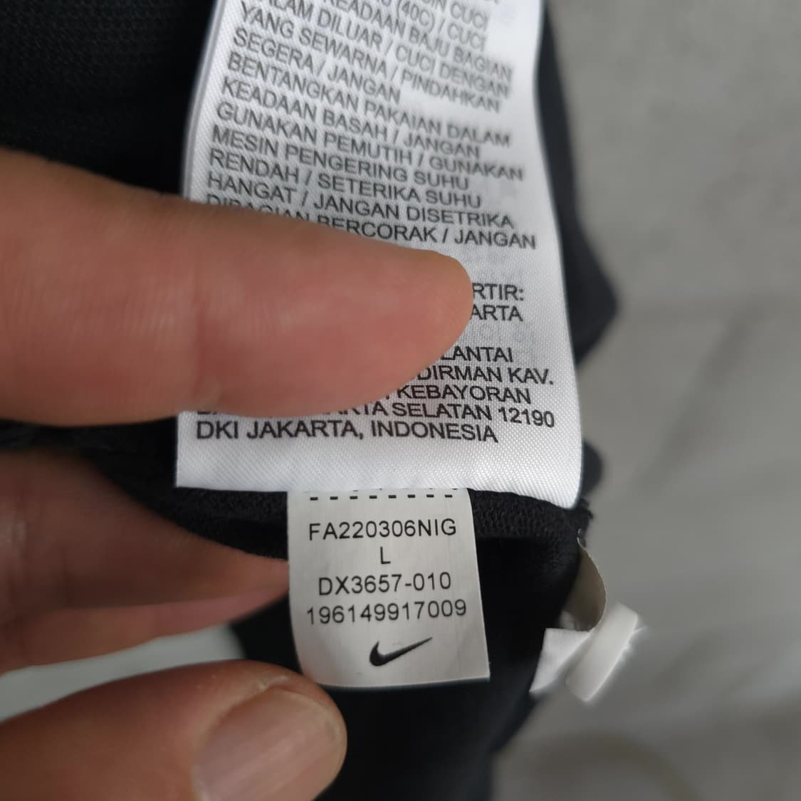 남성용 나이키 NIKE 한국어 피케 카라 반팔티 L 상품이미지9