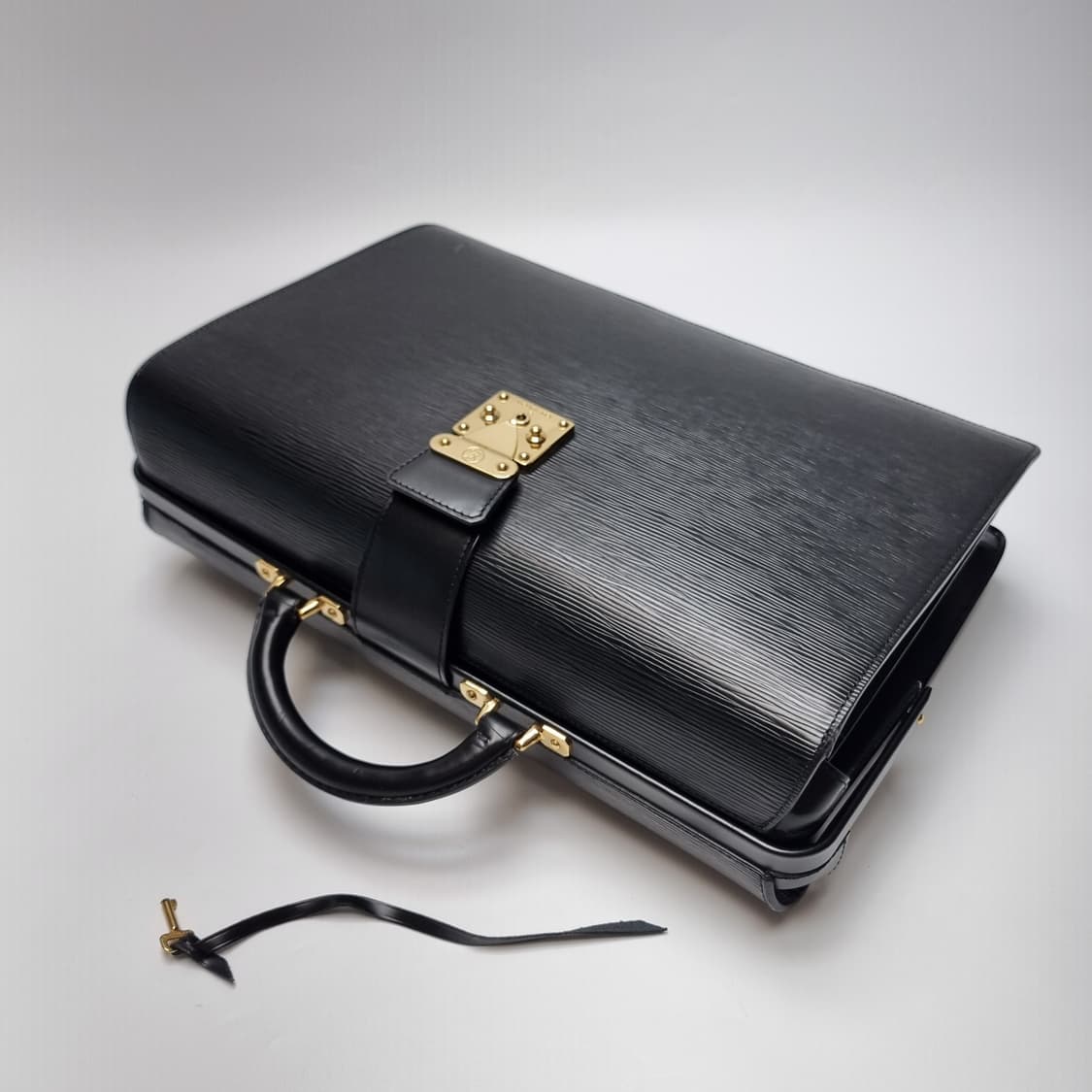 루이비통 페르모어 에삐 닥터백 서류가방 (최상급, 남여공용, 정품감정서) 상품이미지5