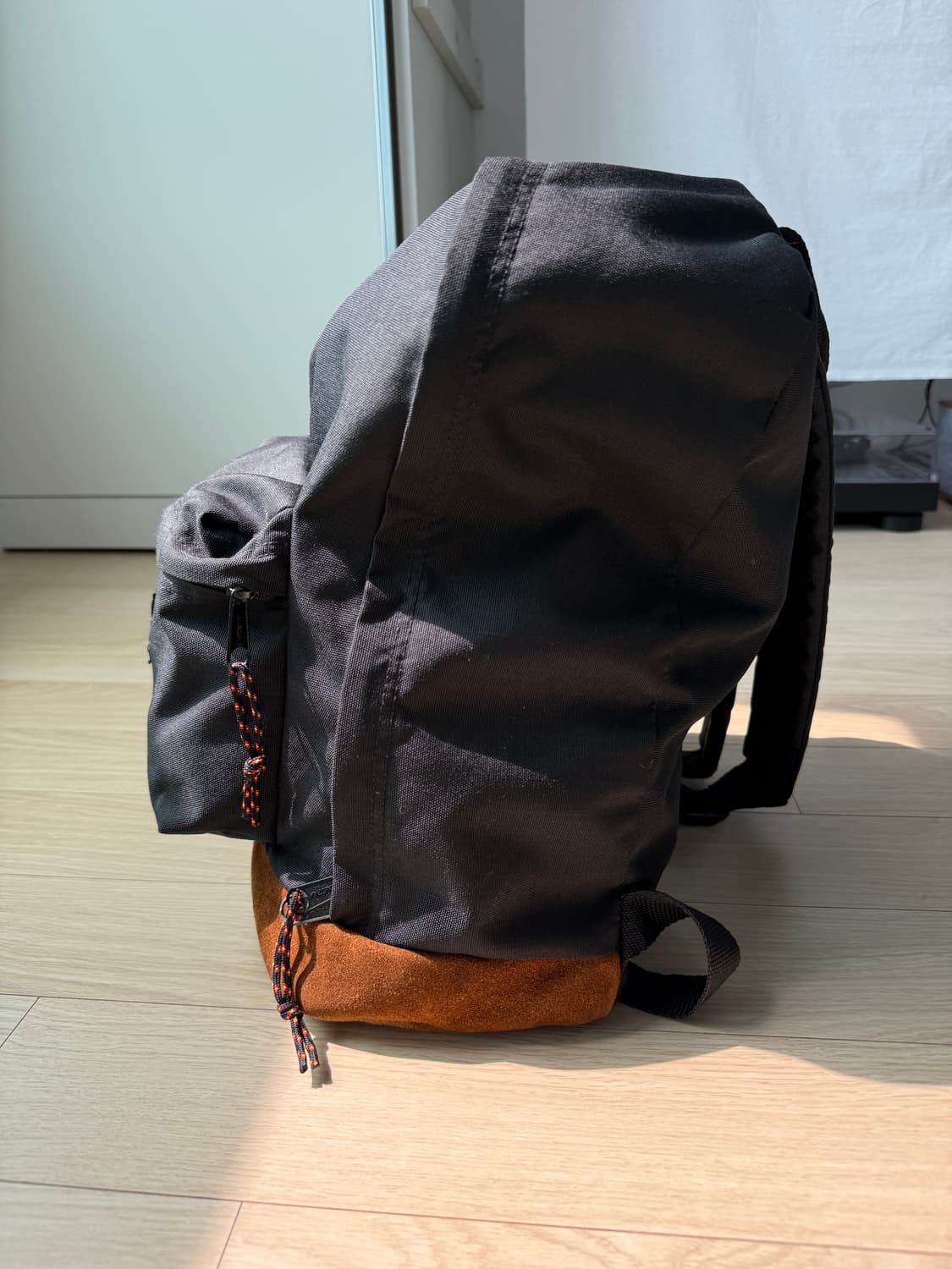 이스트팩 90s 빈티지 스웨이드 바텀 백팩 상품이미지2