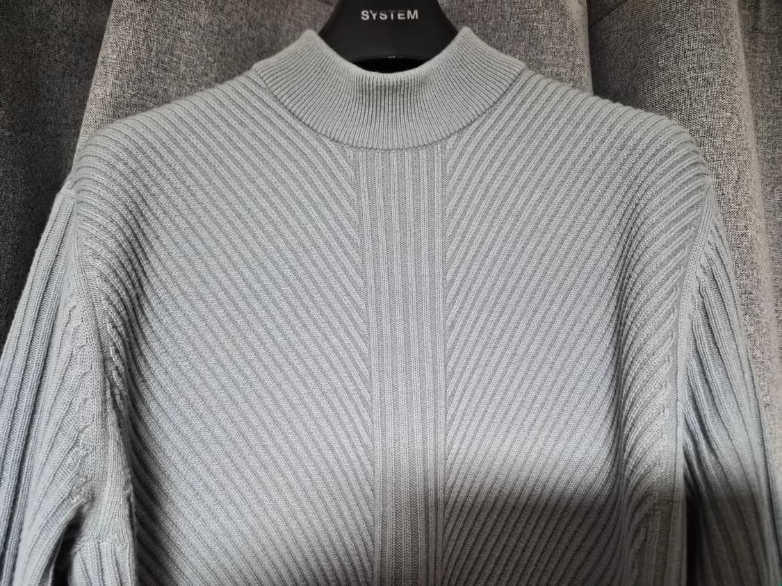 타임옴므 빗살무늬 모크넥 니트 팝니다 우영미 솔리드옴므 상품이미지2