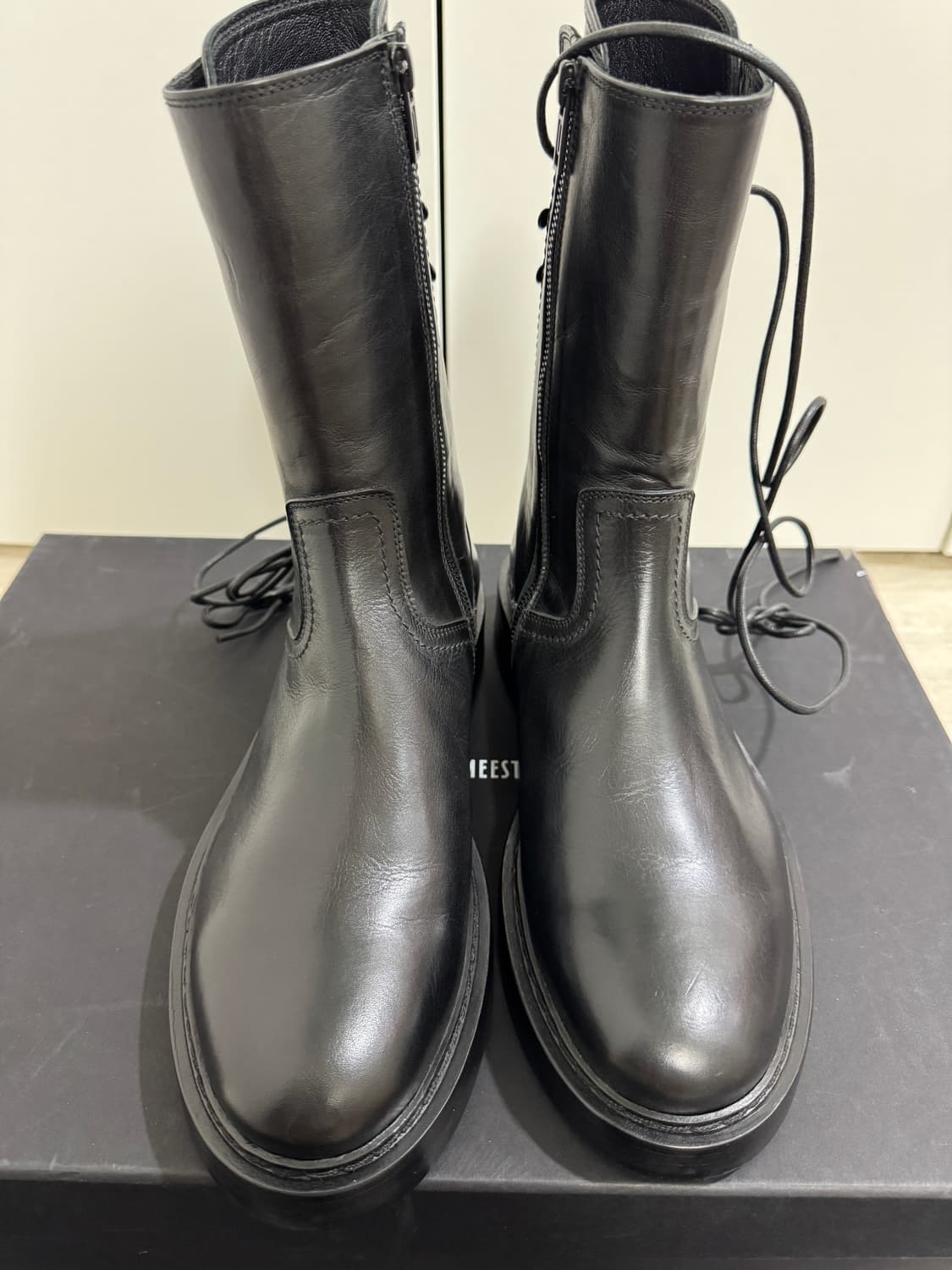 앤드뮐미스터 백레이스 부츠 41사이즈 VICTOR BOOTS 상품이미지3