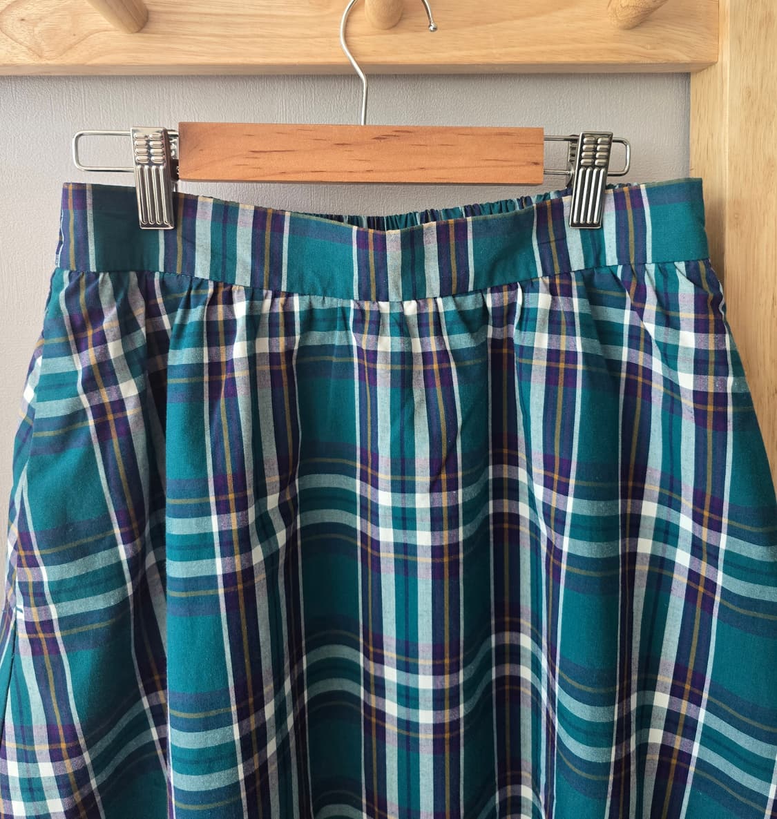 GU 그린 체크 플레어 스커트 (뒷밴딩 / 포켓) 상품이미지3