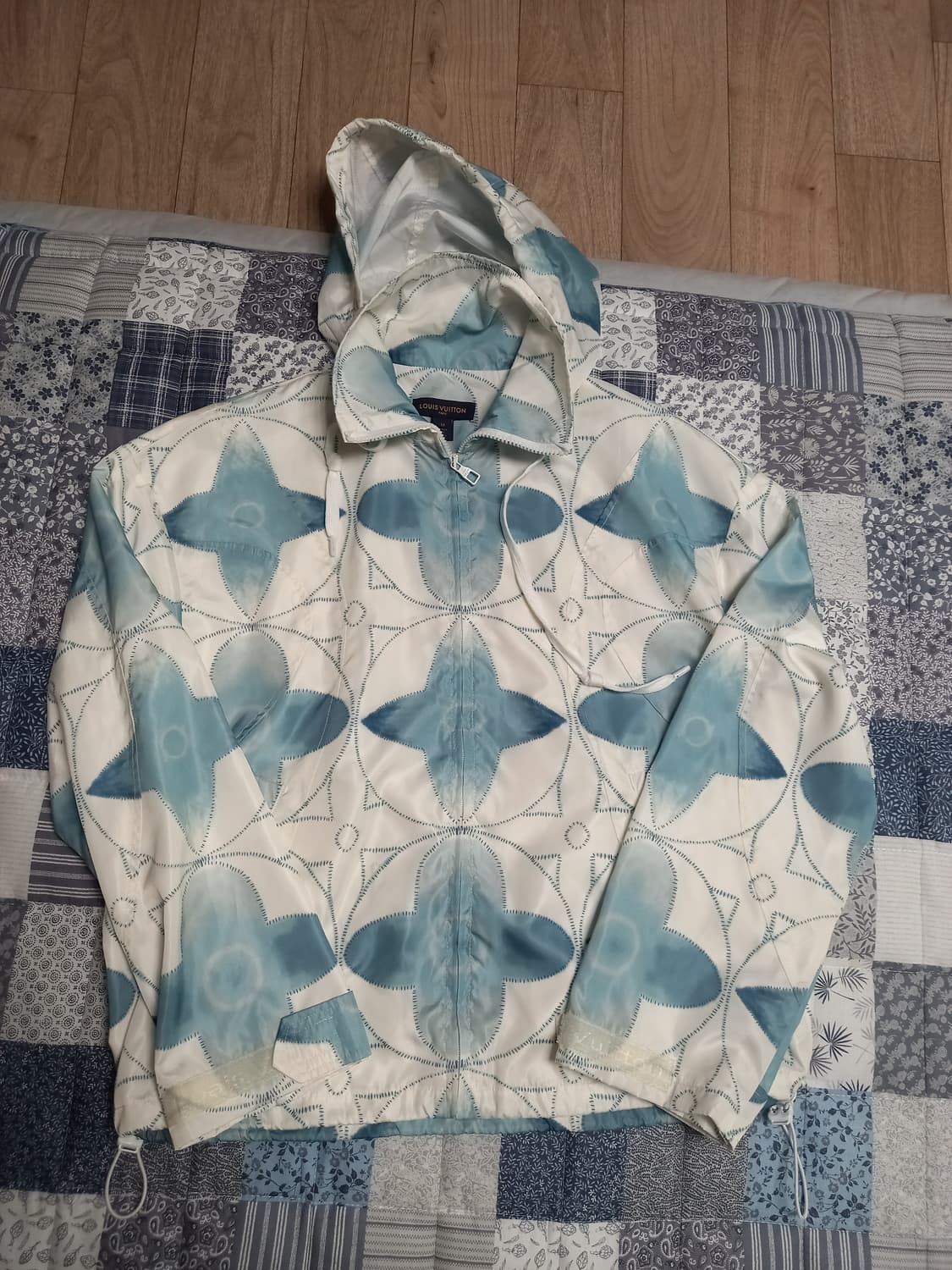 루이비통 바람막이  M(실용105) 상품이미지1