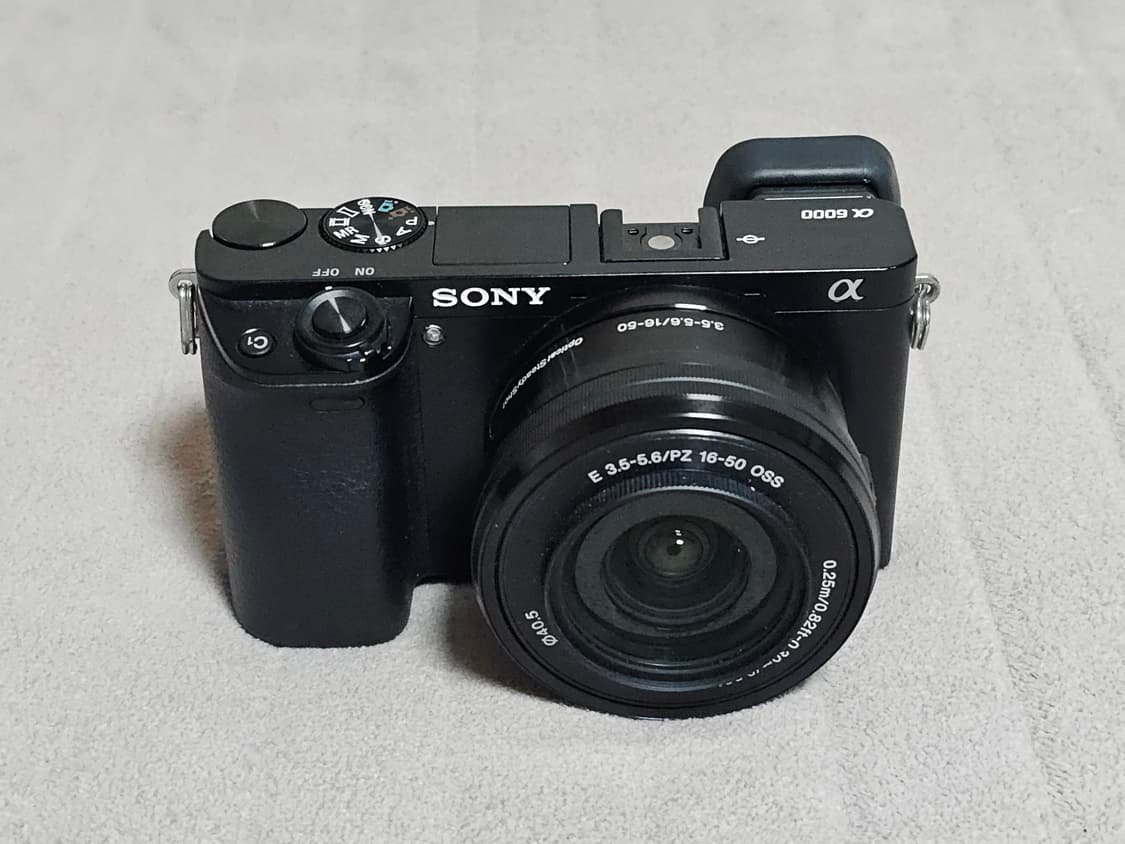소니 A6000 미러리스 카메라 상품이미지2