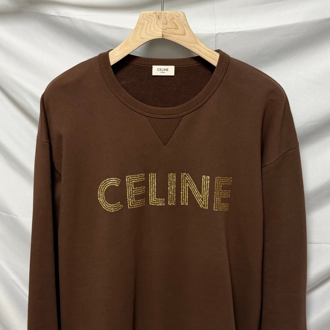 [S+급/L] 셀린느 글리터 로고 맨투맨 브라운 상품이미지2