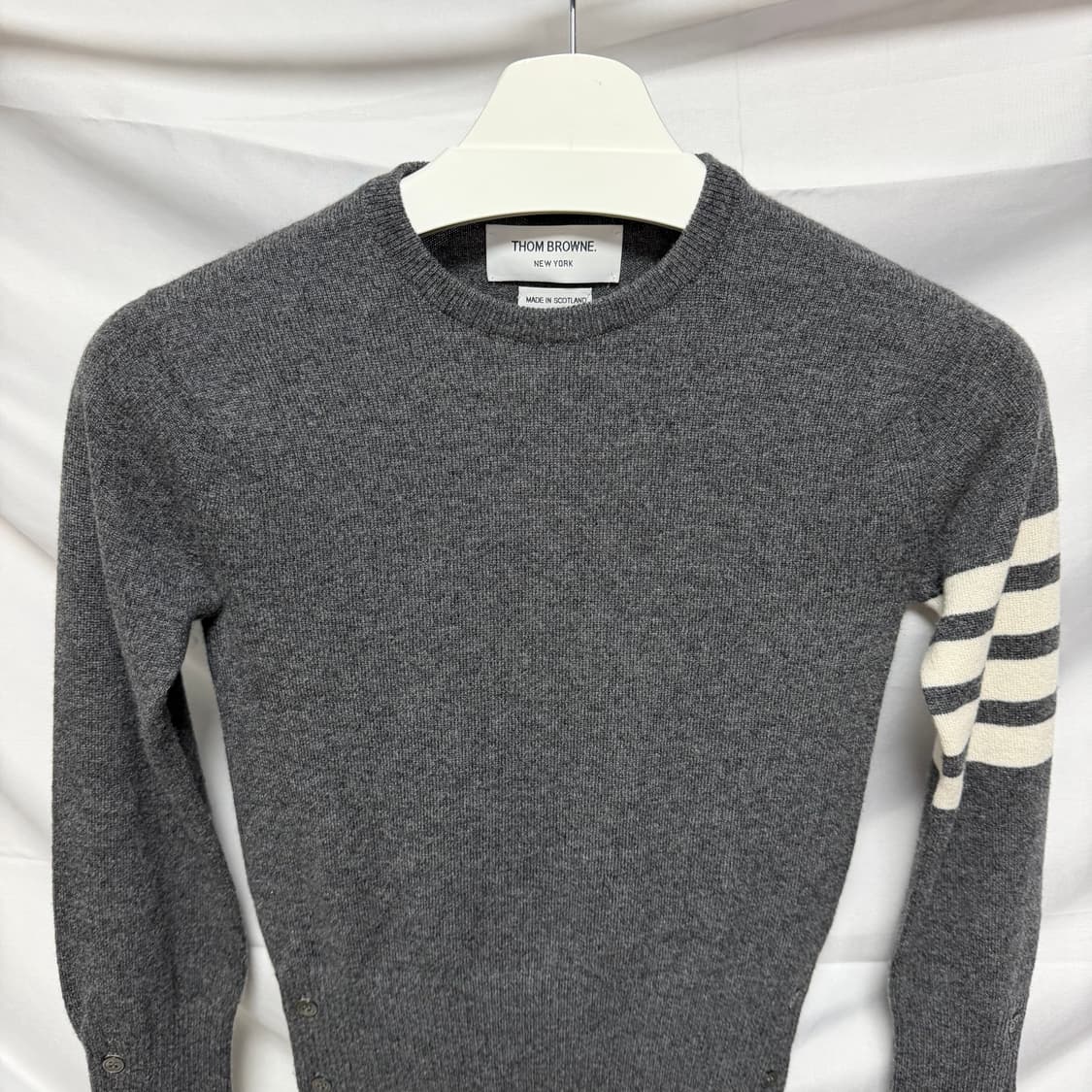 [S+급/38] 톰브라운 캐시미어 여성니트 백화점판 상품이미지3