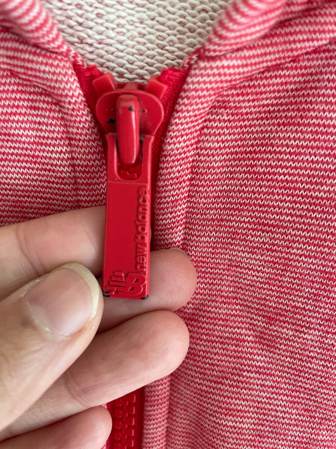 뉴발란스 레드스트라이프 모리 하구미 후드 집업 상품이미지3