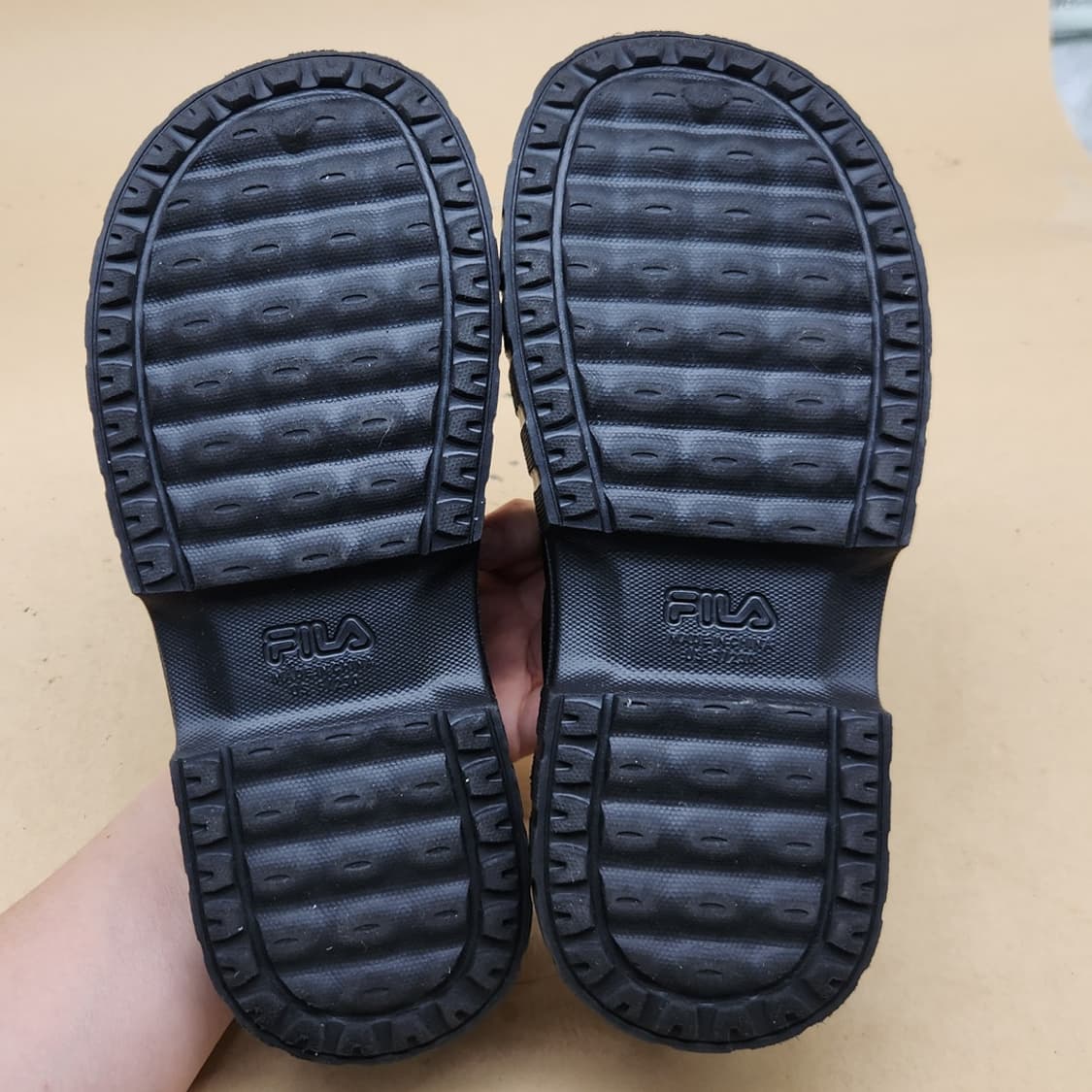 휠라 샌드블라스트 슬리퍼 230 상품이미지3