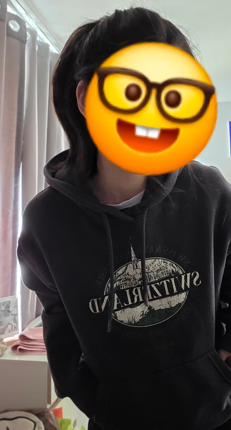 플리스 그래픽 스웨트후디 상품이미지1