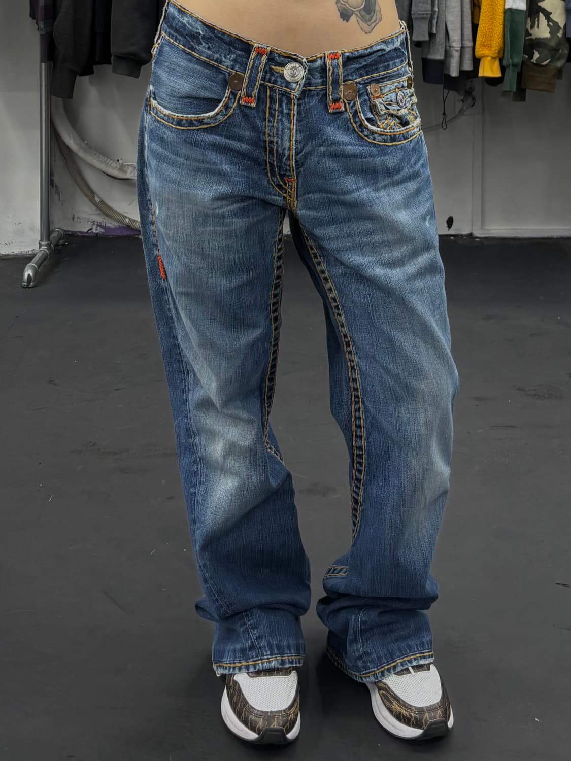 트루릴리전 슈퍼 티 데님팬츠 상품이미지1