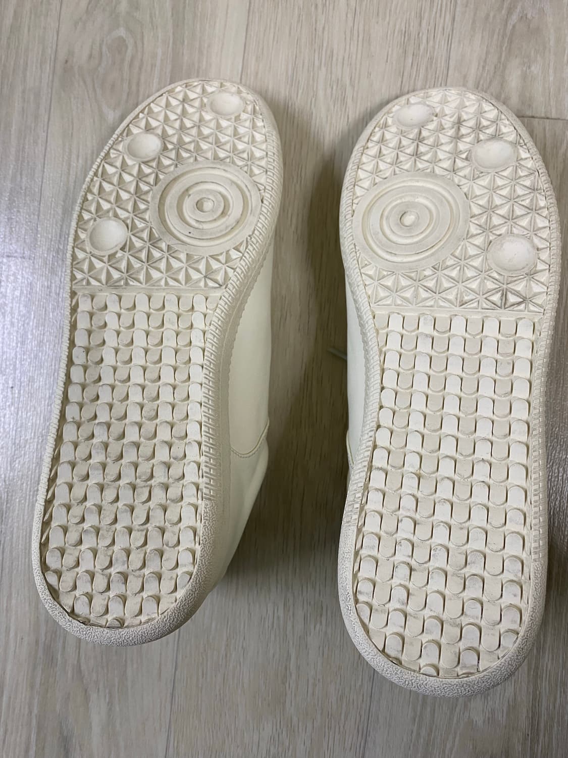 킨치 833 white 260 상품이미지4