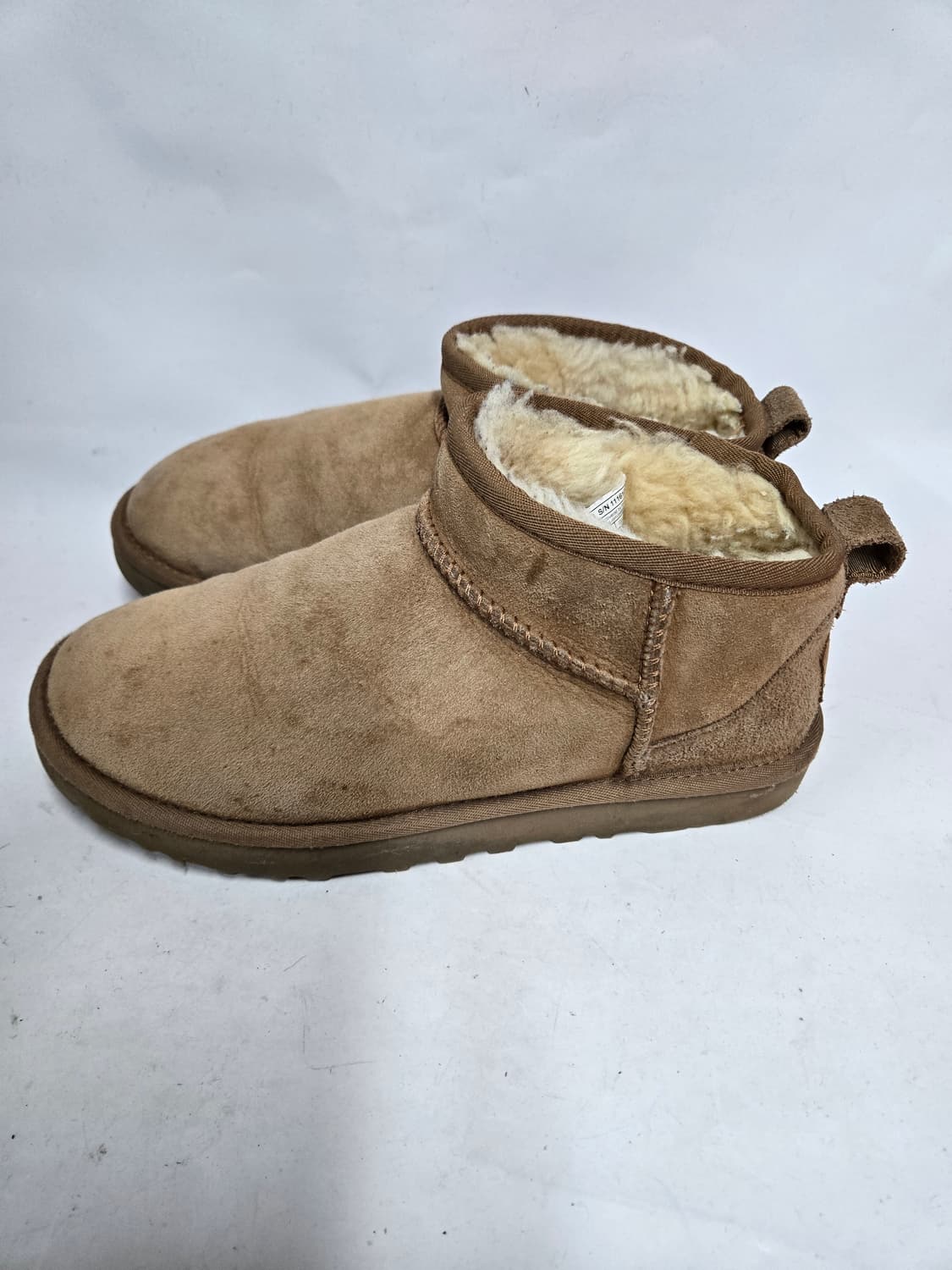 UGG어그 클래식 울트라 미니 부츠230mm 상품이미지3