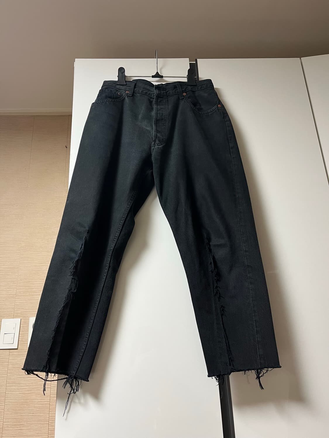 [M] 올드파크 크롭 배기진 블랙 데님 팬츠 상품이미지1