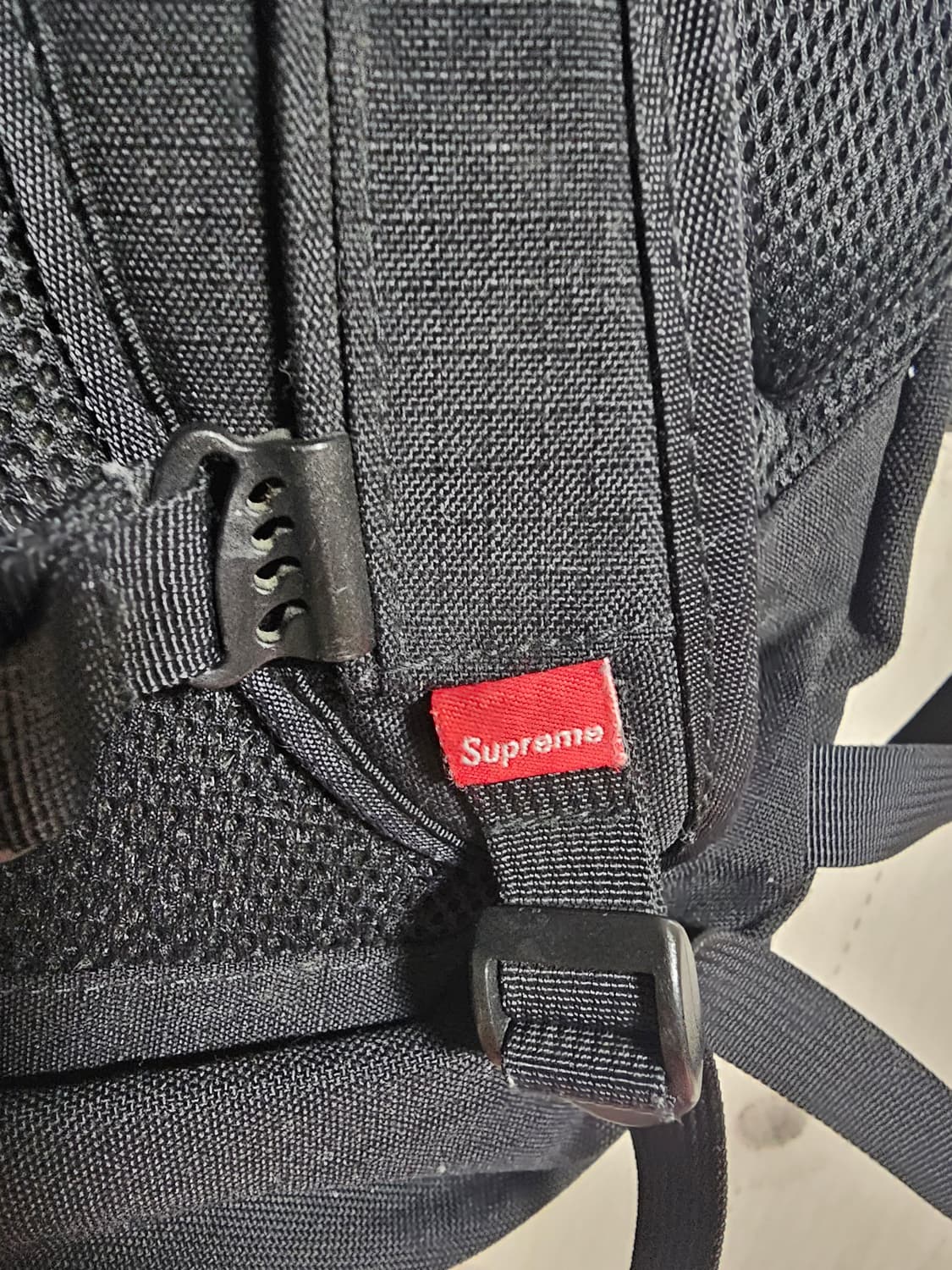 슈프림 14FW 하이비스 백팩 블랙 상품이미지5