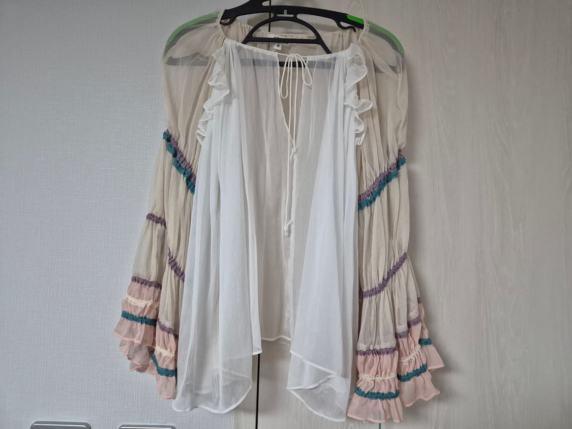 끌로에st. 러플 시폰 블라우스 상품이미지4