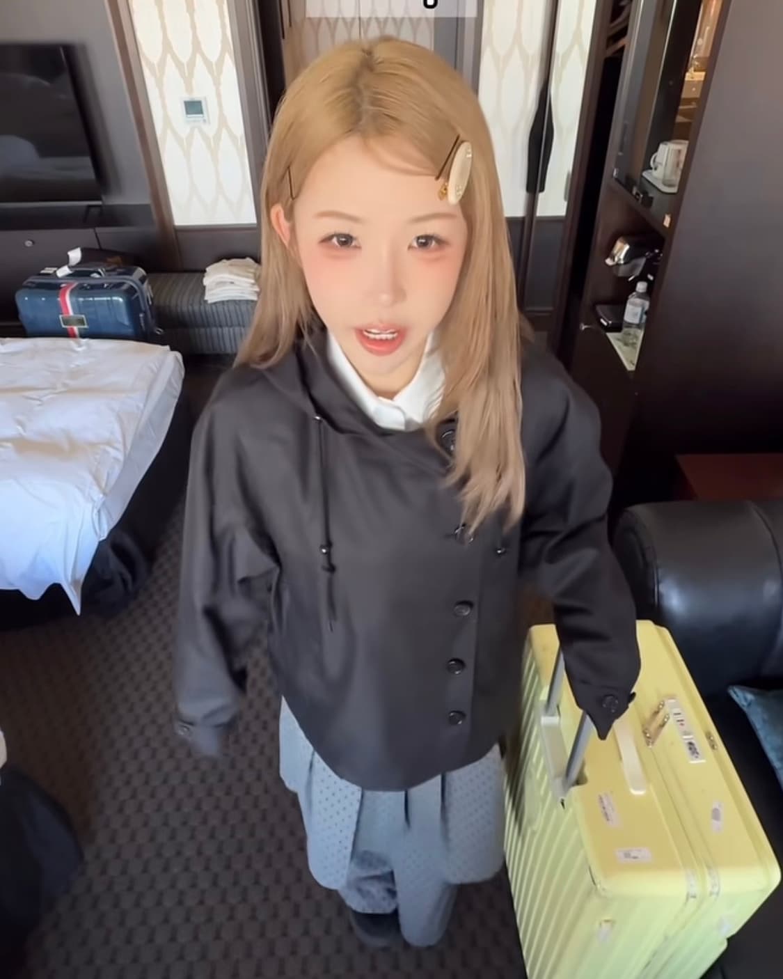 론론 후디드 어시메트릭 트렌치재킷 상품이미지6