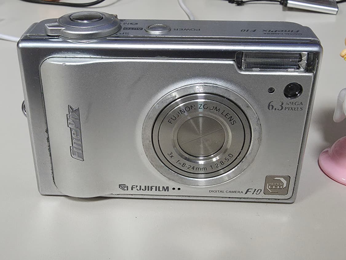 후지 파인픽스 F10 빈티지 디지털카메라 상품이미지1