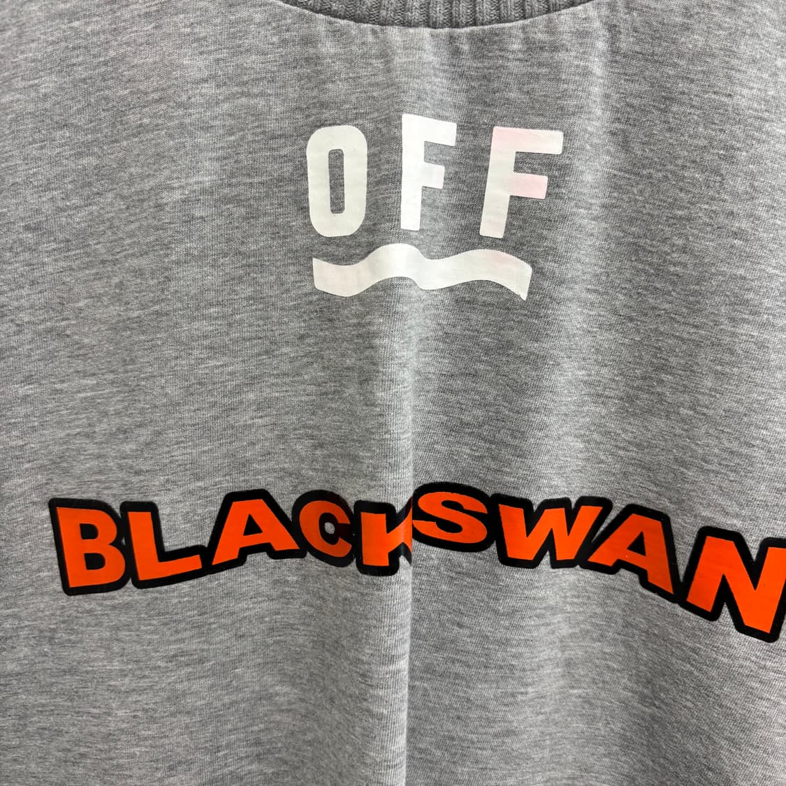 [M]몽클레어 오프화이트 니트 반팔티 상품이미지2