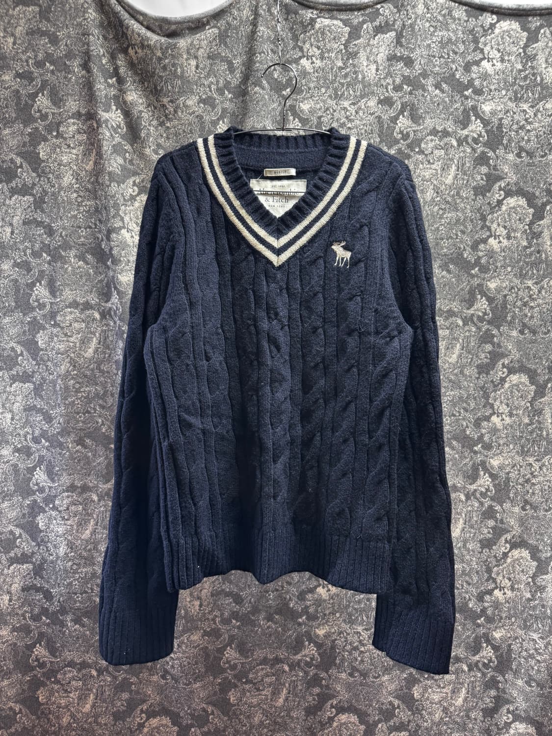 abercromdie 아베크롬비 브이넥 니트 상품이미지1