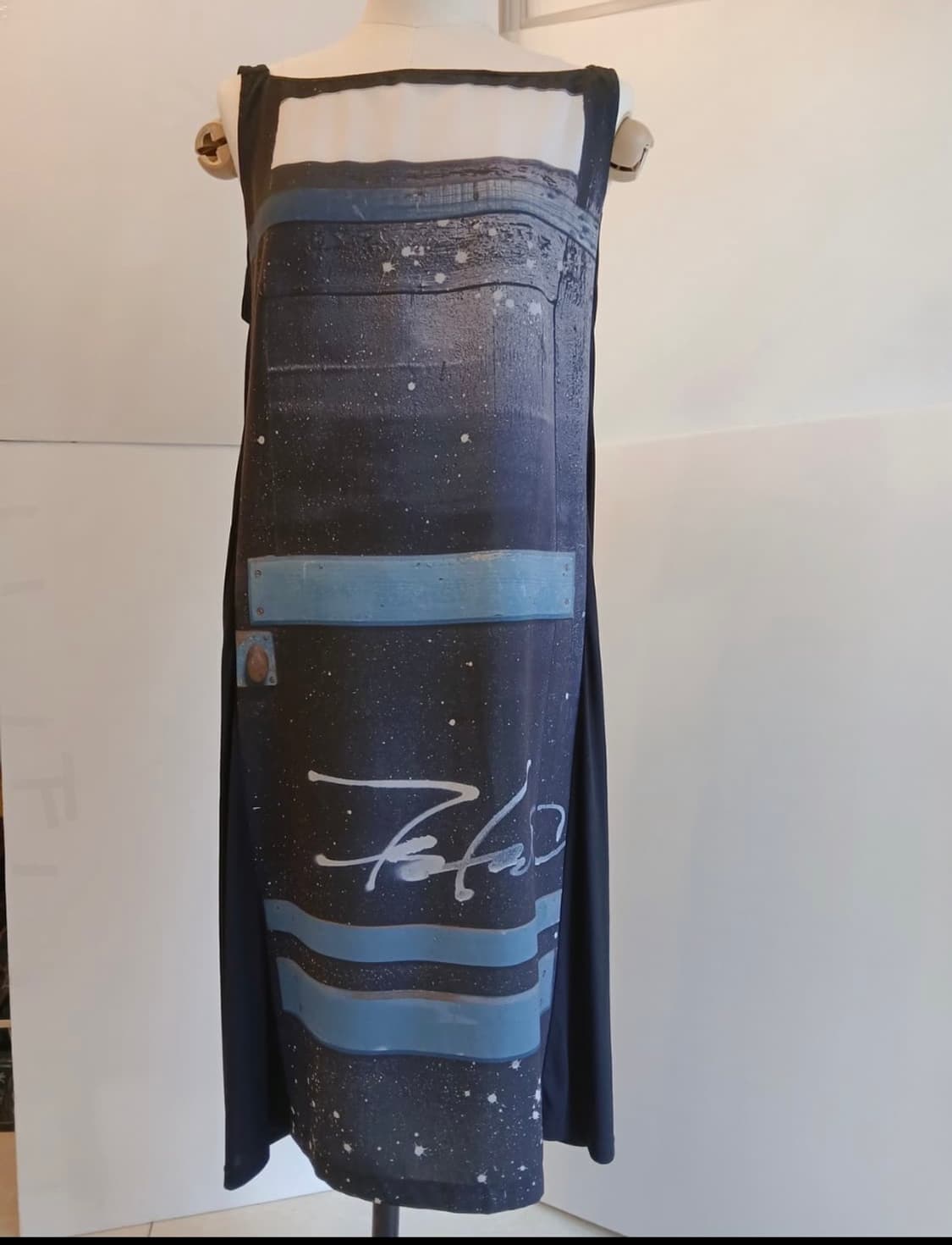 프랑스 메이드 아네스 베 PRESTIGE x FUTURA 아트 원피스 상품이미지5