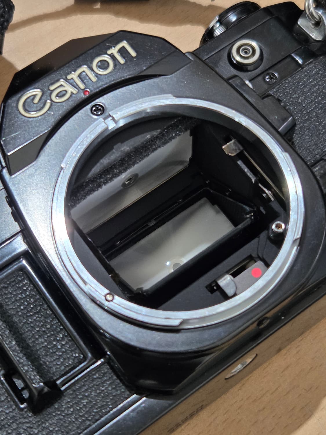 캐논 AE-1 블랙 + 캐논 55.2 FD 렌즈 상품이미지4