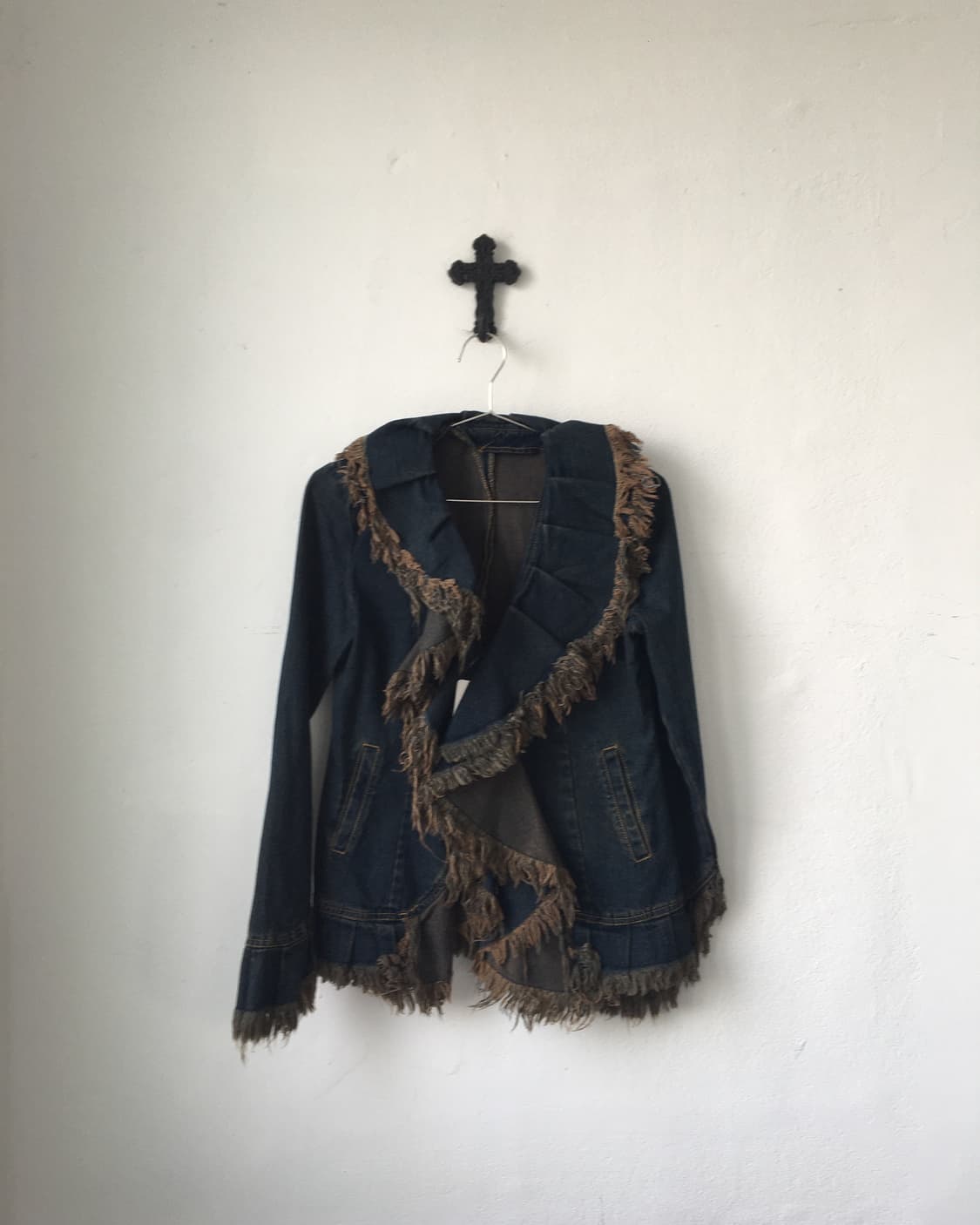 Fringe point ruffle denim jacket 상품이미지2