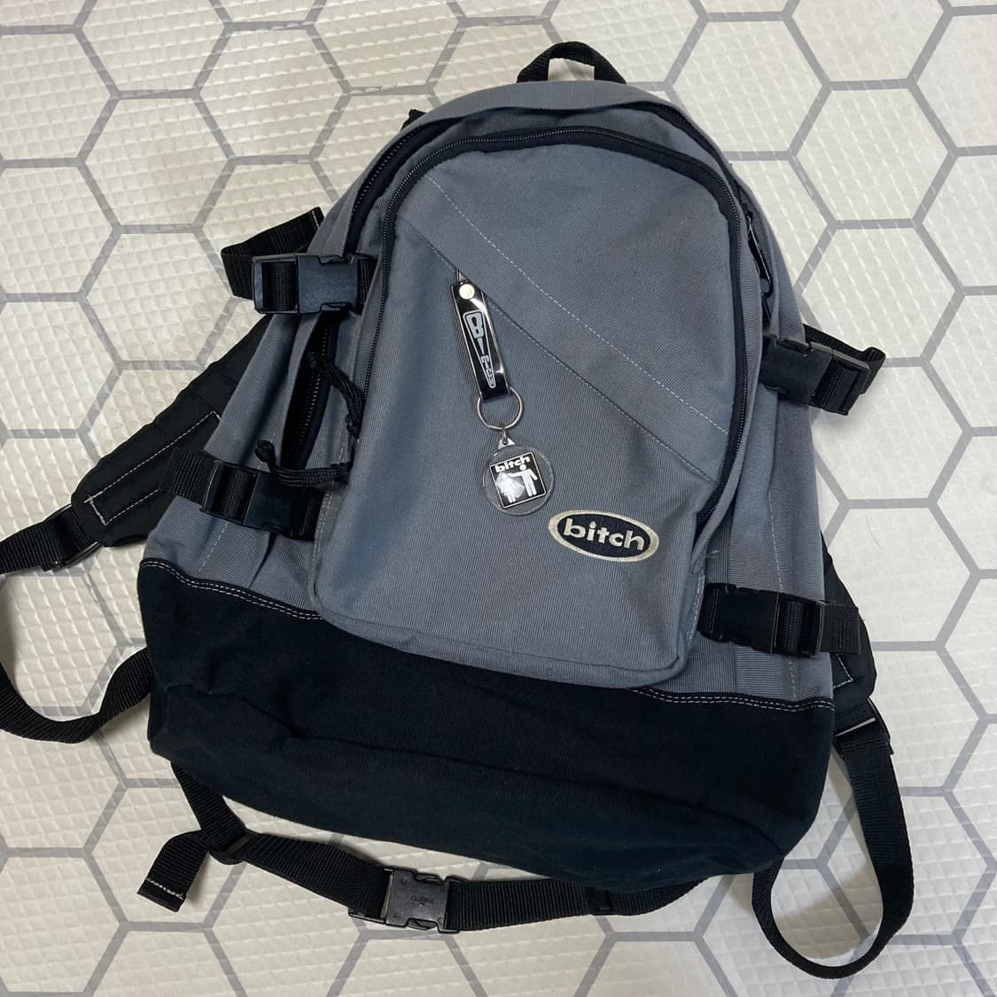 90s bitch skateboards key ring 상품이미지1