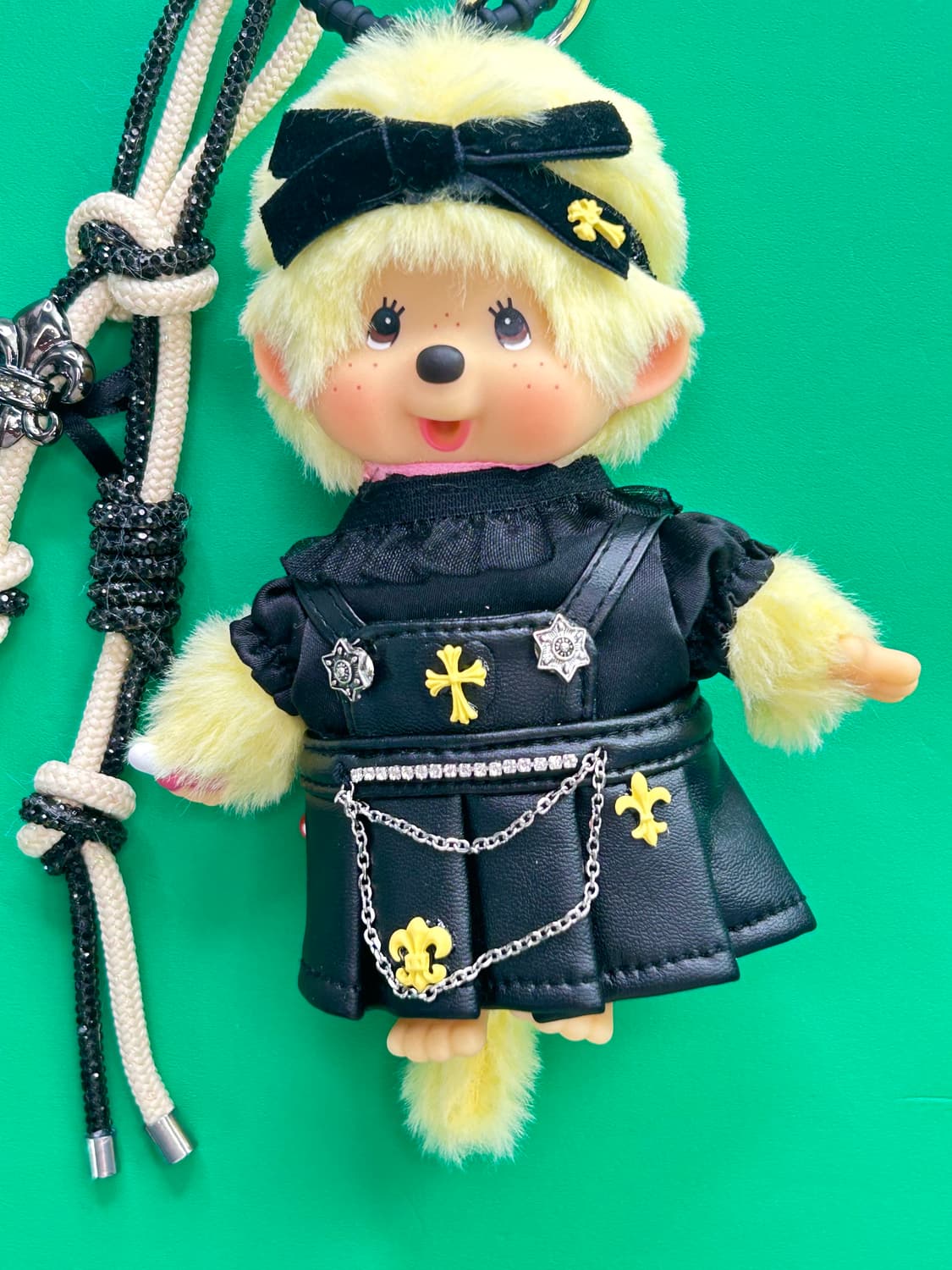 (70) 힙걸💛🌟🖤정품 몬치치 커스텀 블랙 레더 원피스키링 상품이미지2