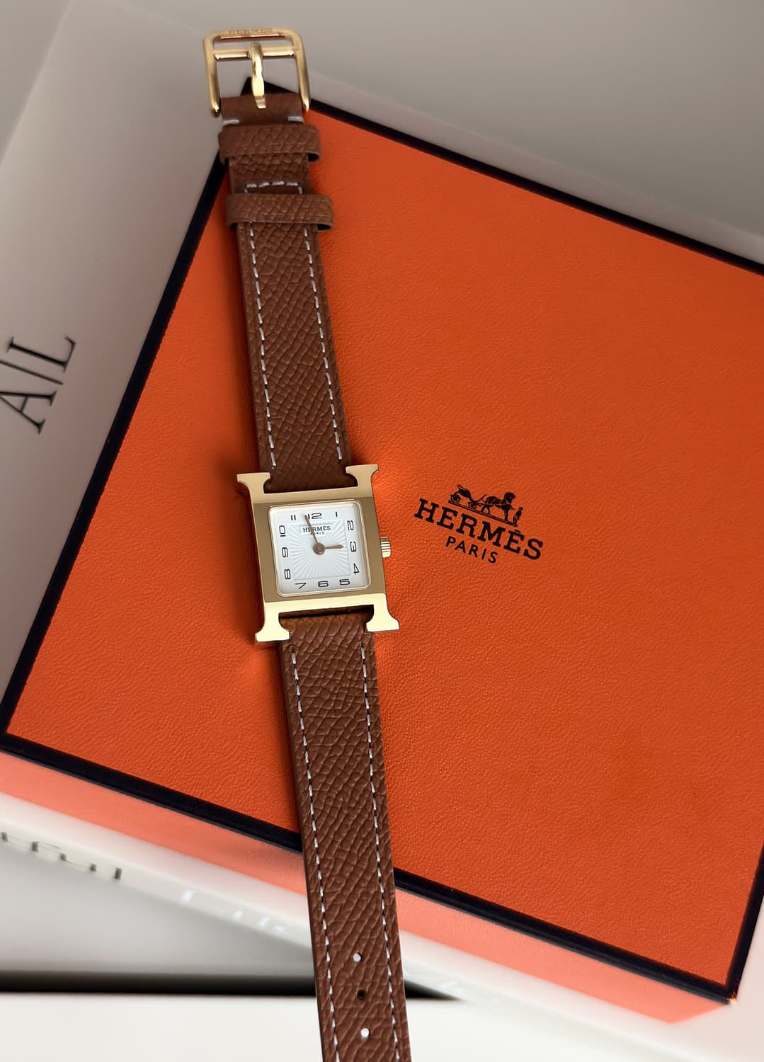 에르메스 H아워 골드 pm사이즈 시계 상품이미지3