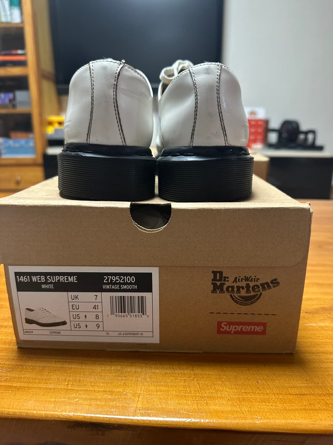 닥터마틴 x 슈프림 스파이더웹 3-아이 슈 화이트 uk7 상품이미지4