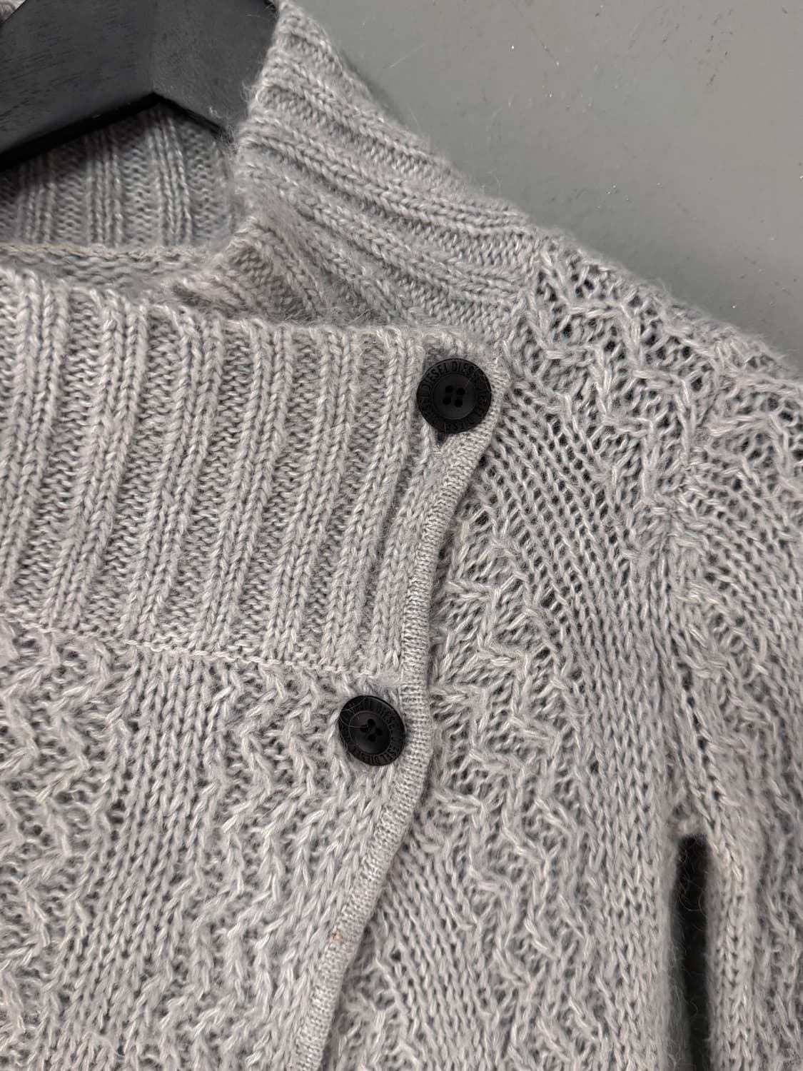 Diesel 디젤 언발란스 버튼업 니트 가디건 상품이미지4