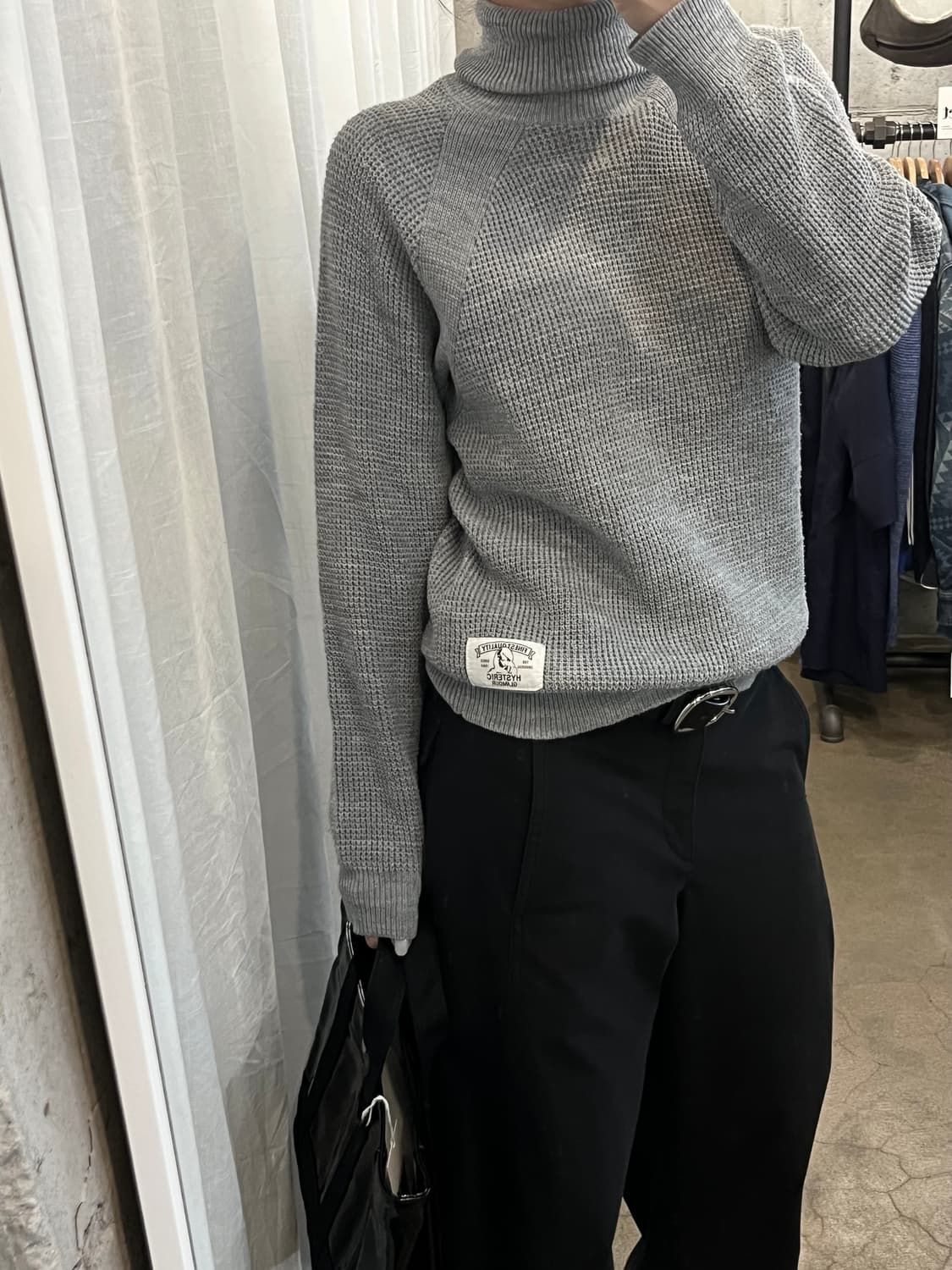 히스테릭 글래머 터틀넥 스웨터 그레이 상품이미지4