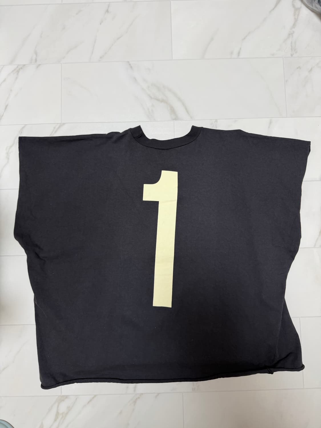 칸예 벌쳐스 티셔츠 상품이미지2