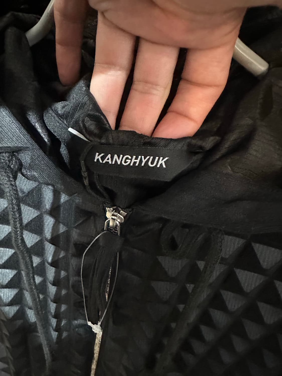 강혁 피라미드 엠보싱 후드 자켓 상품이미지2