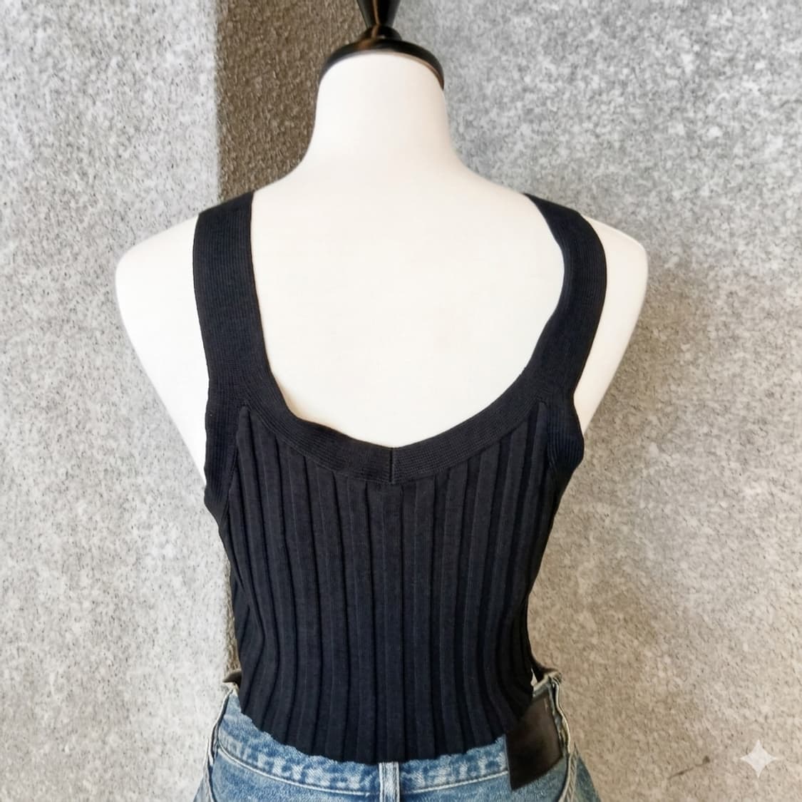 [hyke] 골지 니트 크롭 나시탑 상품이미지2