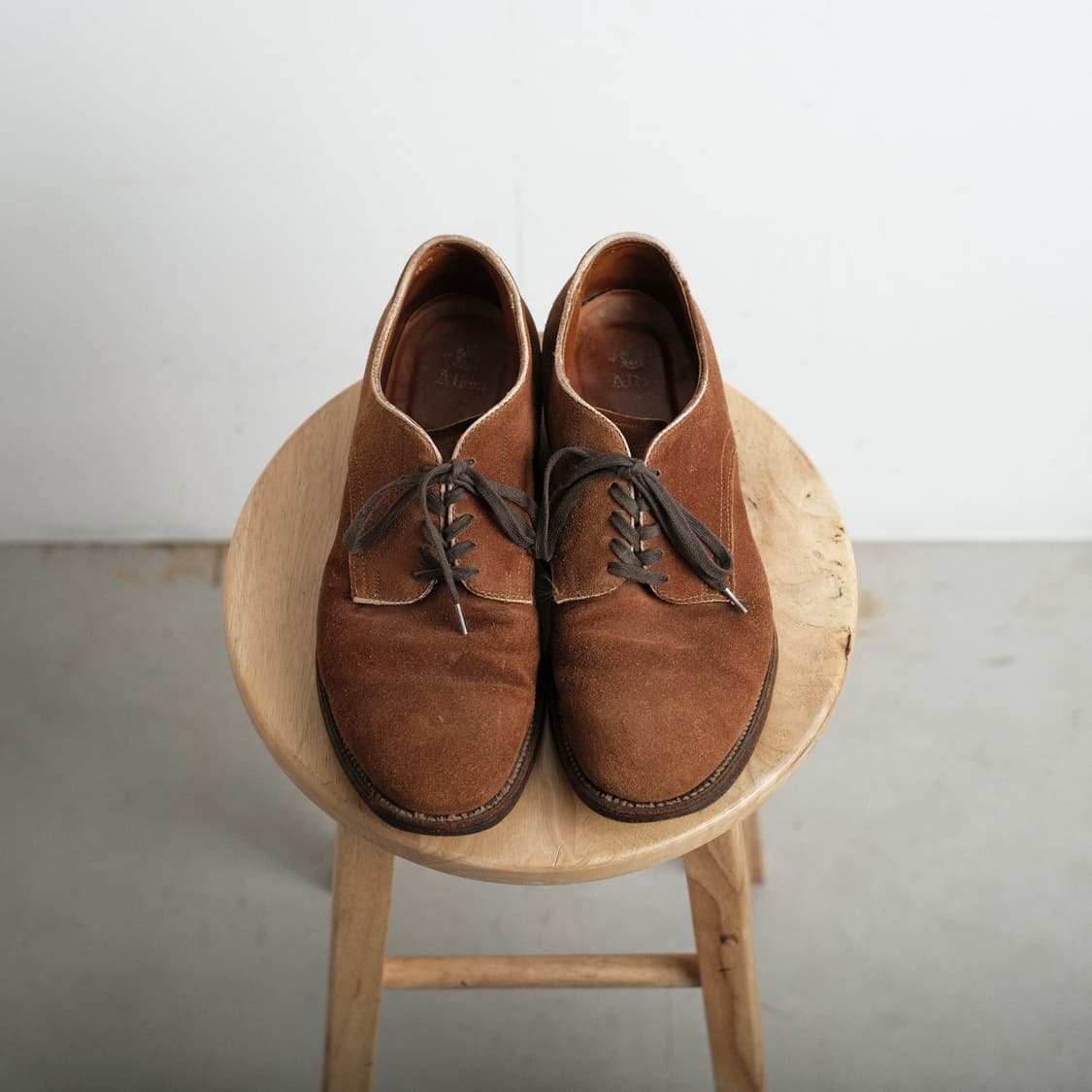 알든 53504 7D 스너프 스웨이드 모디파이드 라스트 플레인토 더비 상품이미지3