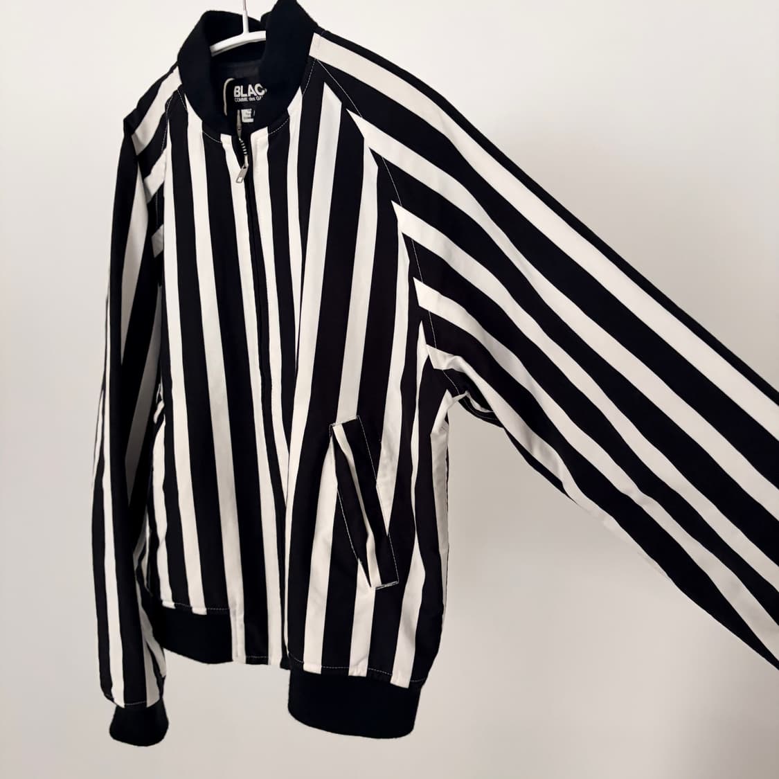 Bold Stripe Bomber Jacket 상품이미지4