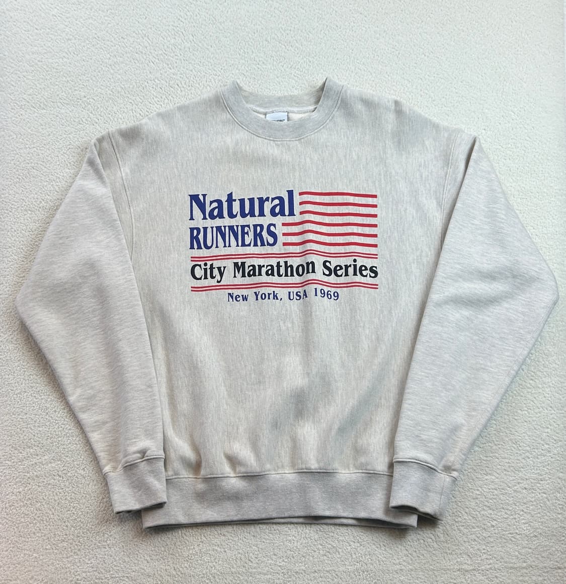 아웃스탠딩 맨투맨 상품이미지1