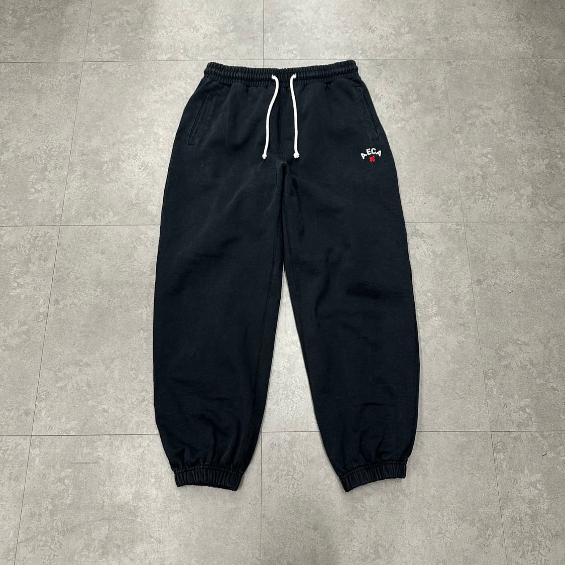 95 AECA 에이카화이트 남자 루즈핏 조거팬츠 상품이미지2