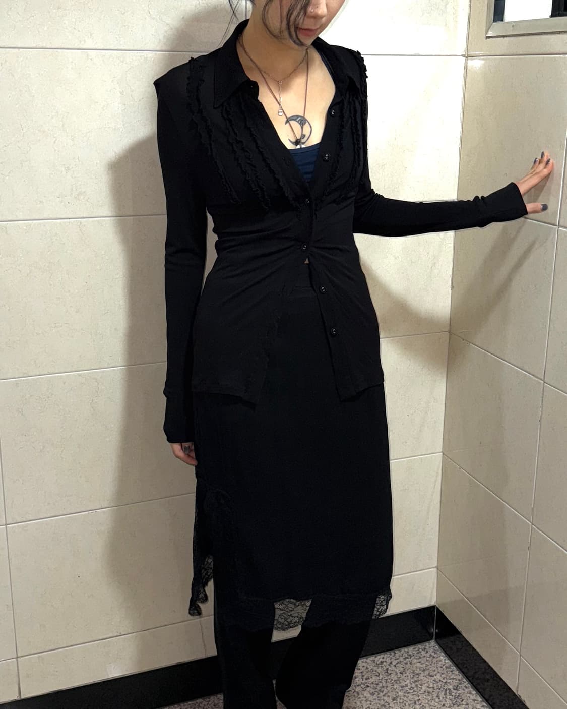 vintage black ruffle detail shirt   상품이미지1