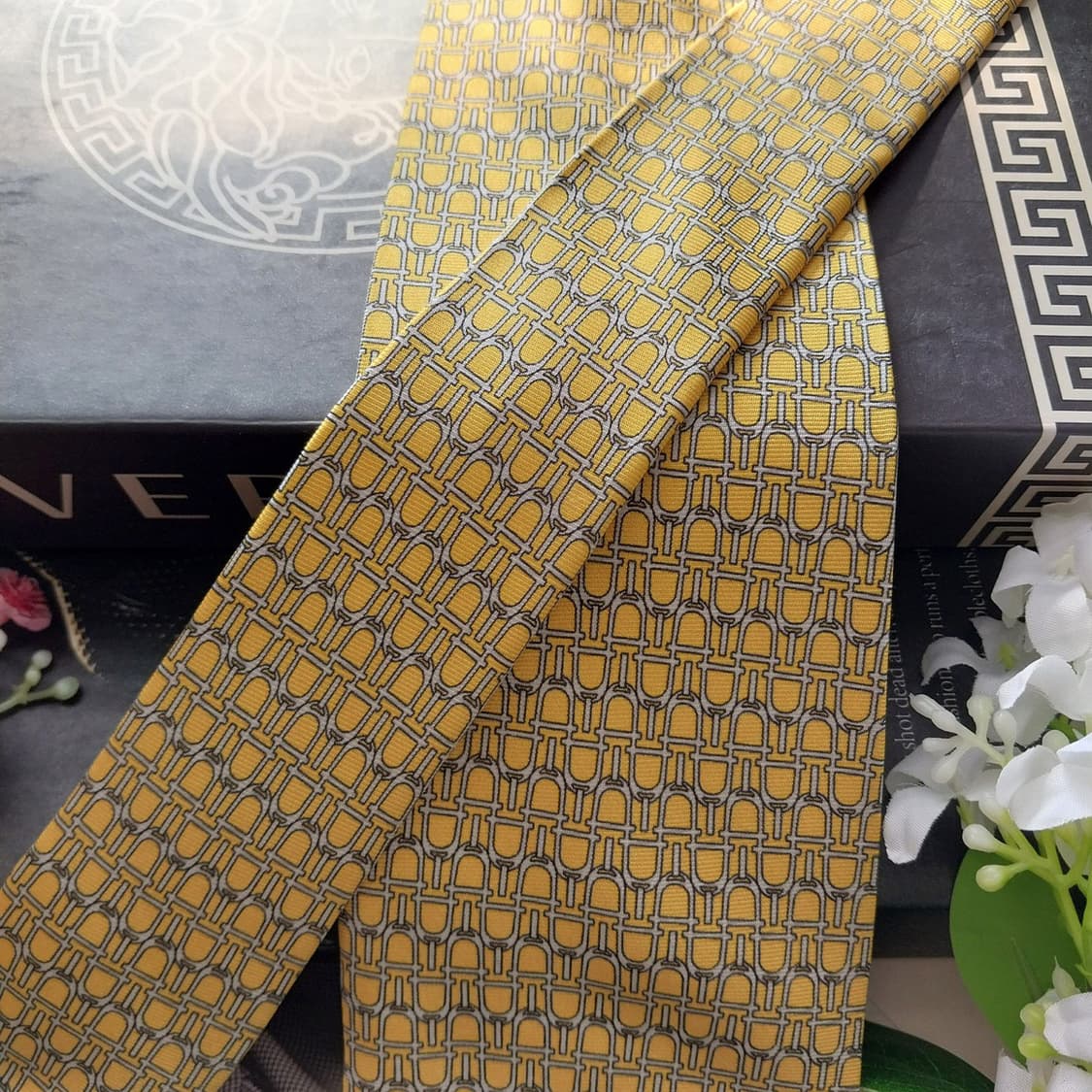 베르사체 실크 머스타드 패턴 넥타이 8.5cm A+등급 K1968 상품이미지5