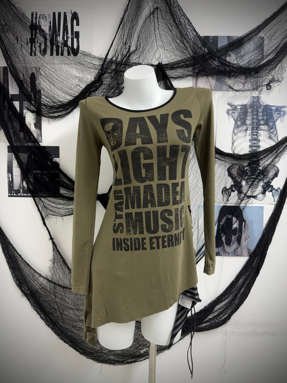 Skull printing eyelet detail longsleeve 상품이미지4