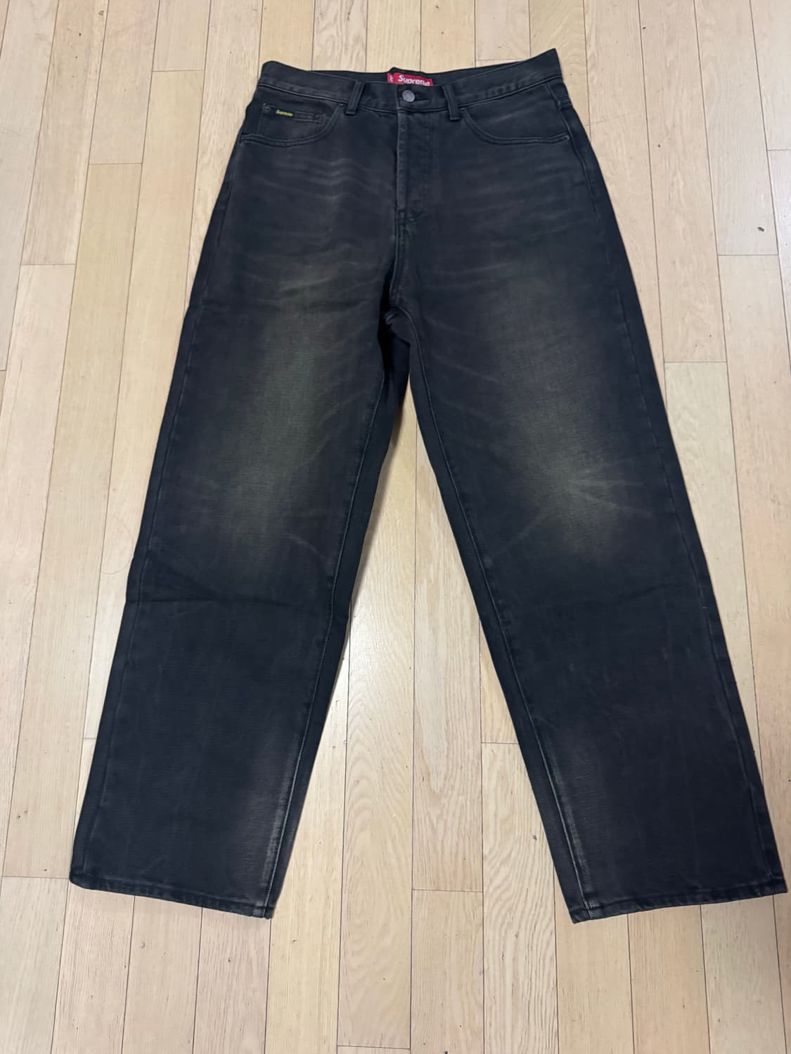 슈프림 디스트레스드  상품이미지1