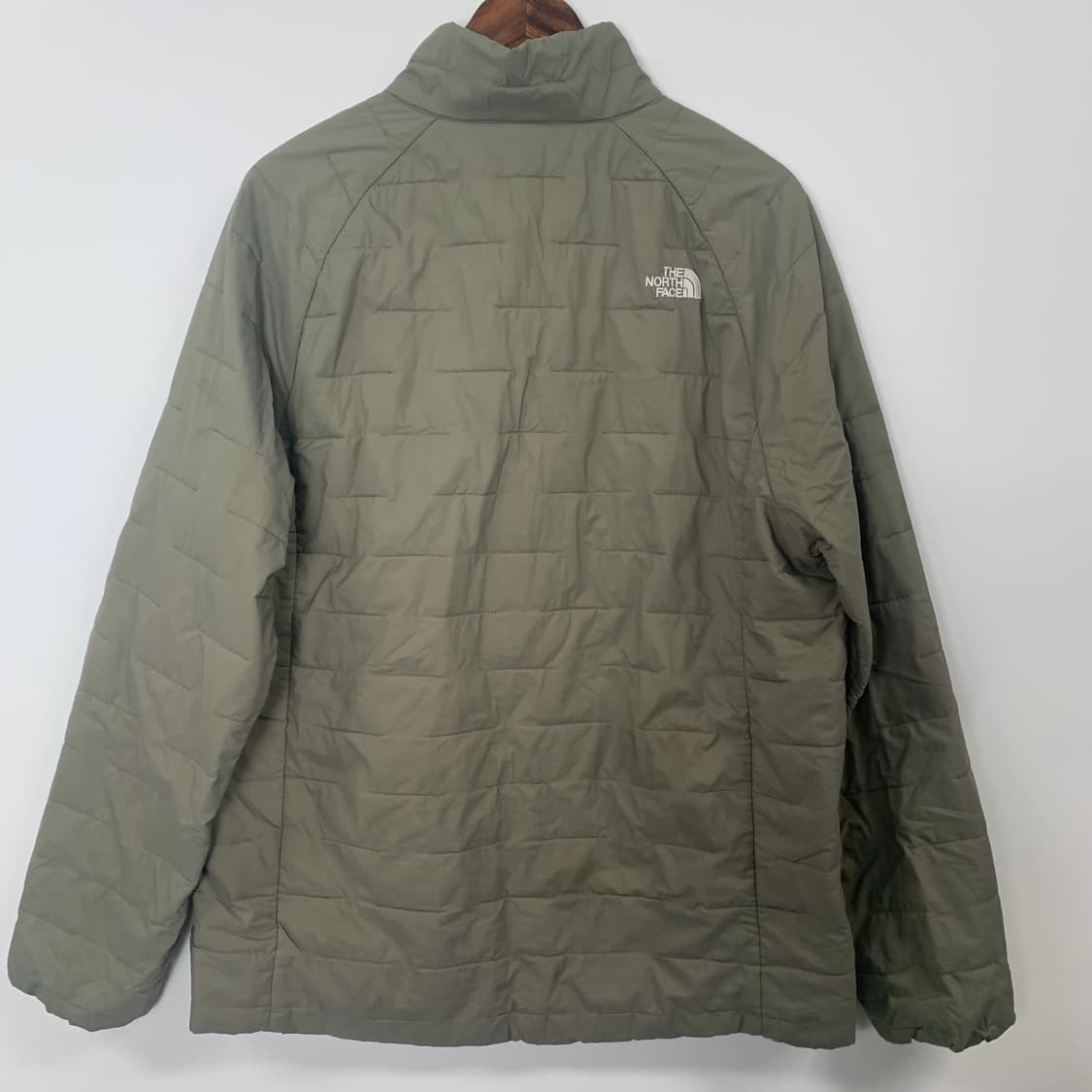 노스페이스 자수로고 베이지 윈드 경량자켓 4.2 상품이미지3