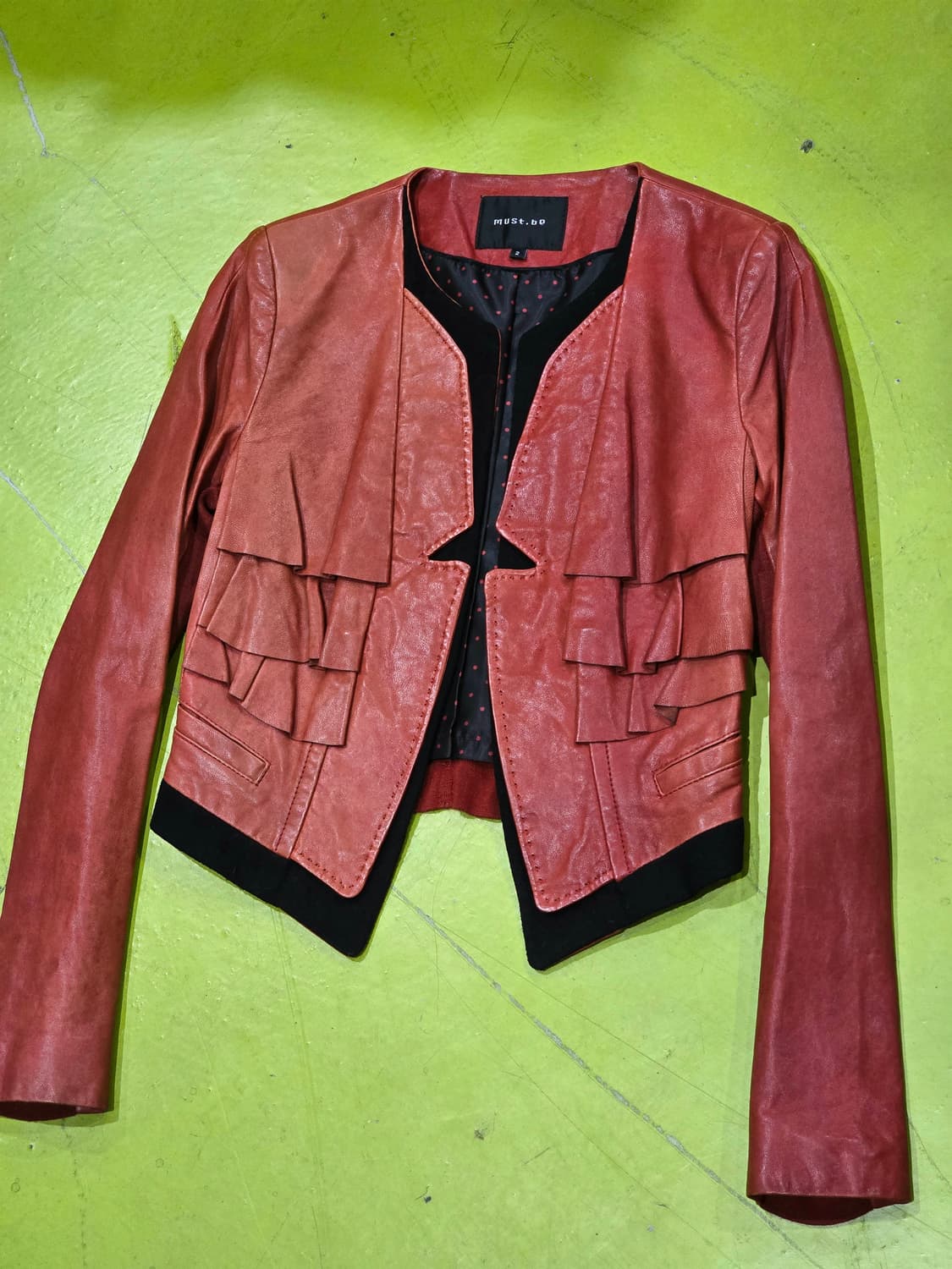 must.bp 레드 가죽 프릴 자켓 상품이미지2