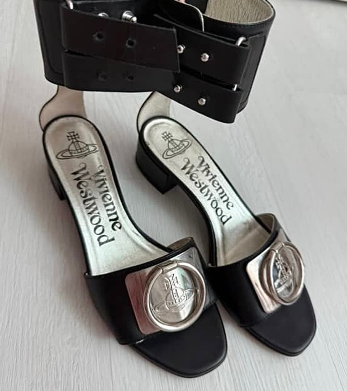 비비안웨스트우드 구두 상품이미지2